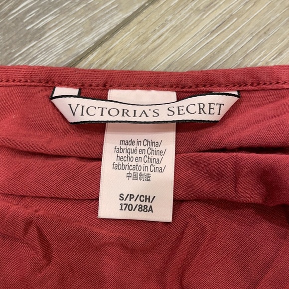 NWOT VS 1 pc size S - Picture 4 of 9